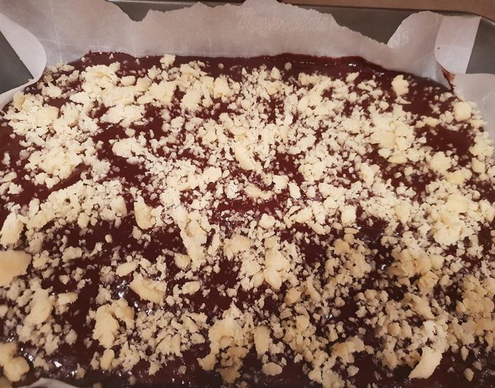 עוגת שוקולד פירורים ב5 דקות ללא מיקסר